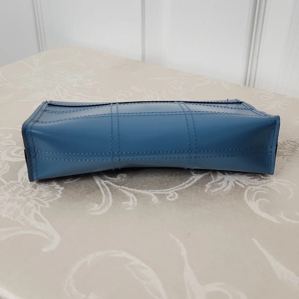 Estee Lauder blue cosmetic bag hook and loop fasteners - Picture 3 of 5